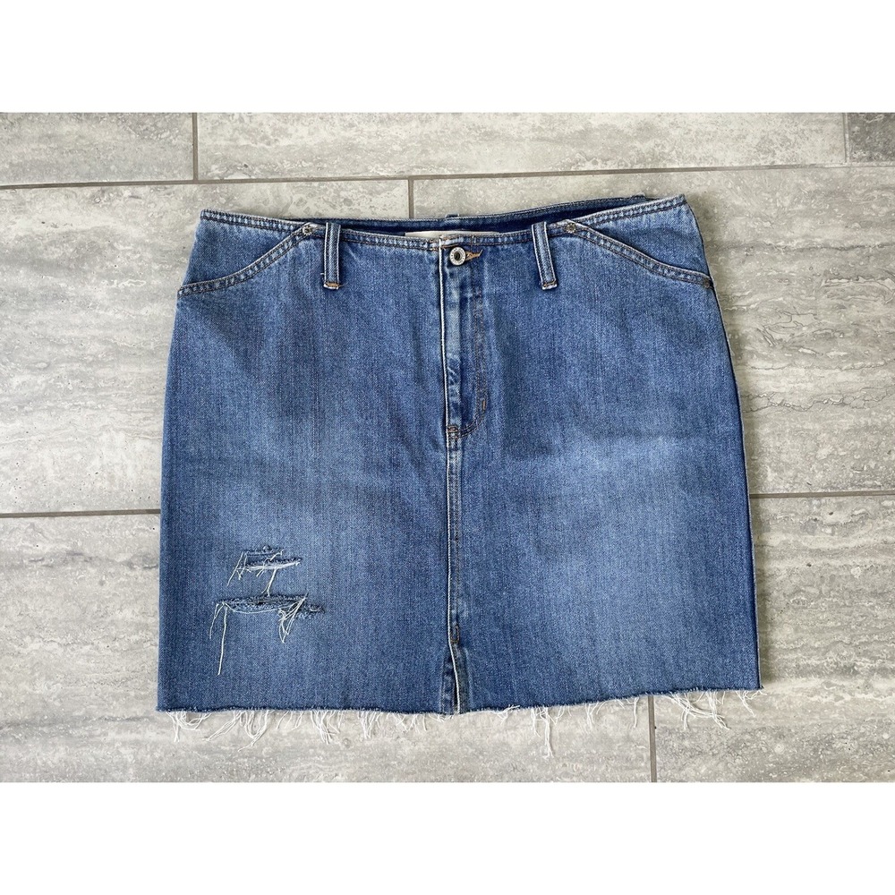 Gap Jeans Factory Denim Y2K Mini Skirt Size 12 Raw Hem Distressed 5 Pocket